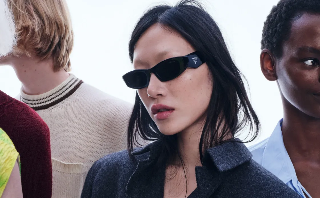 Person mit einer Sonnenbrille